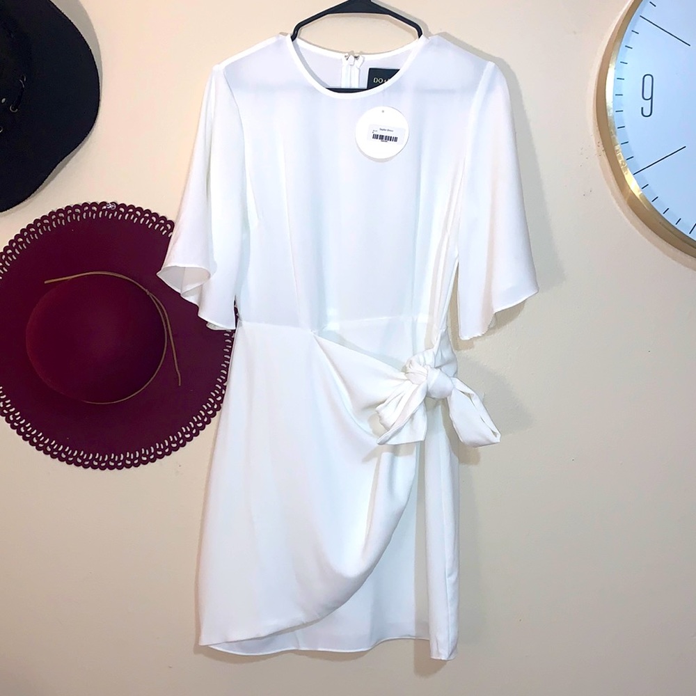 Boutique Dress size M— New with tags!!